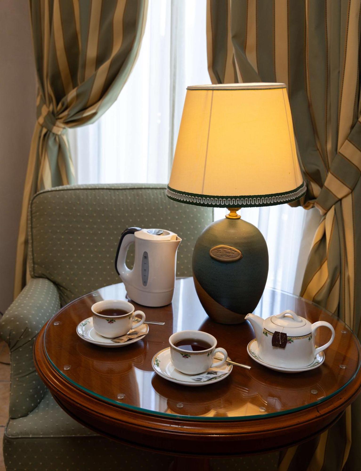 Best Western Plus Hotel Le Rondini San Francesco al Campo Luaran gambar