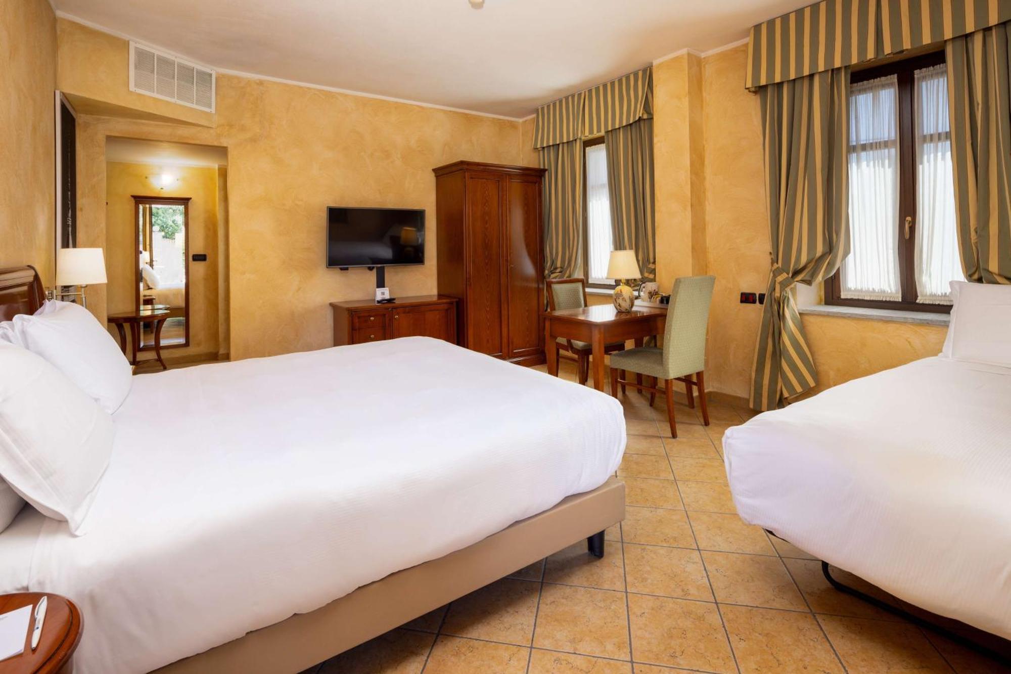 Best Western Plus Hotel Le Rondini San Francesco al Campo Luaran gambar