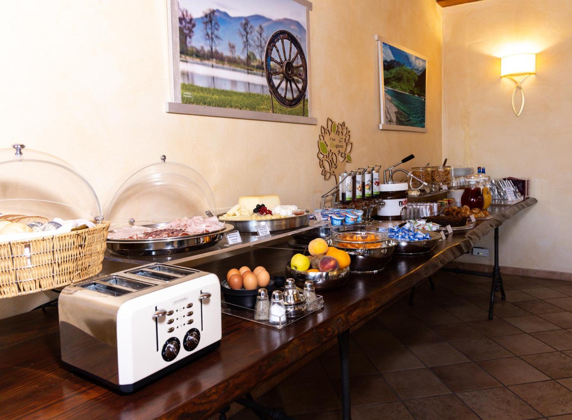 Best Western Plus Hotel Le Rondini San Francesco al Campo Luaran gambar