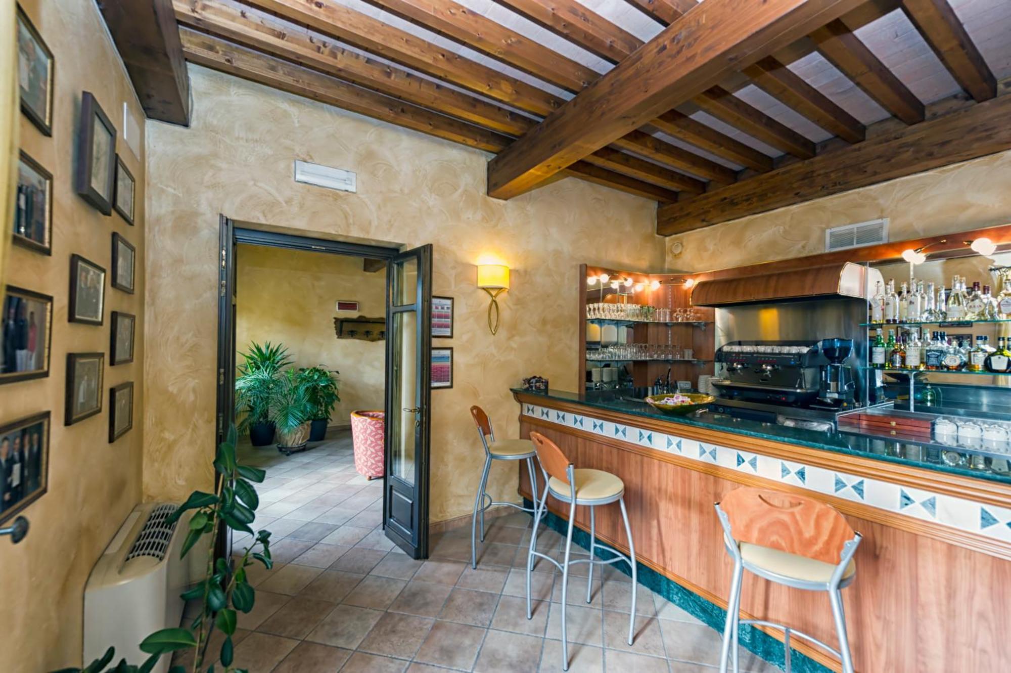 Best Western Plus Hotel Le Rondini San Francesco al Campo Luaran gambar